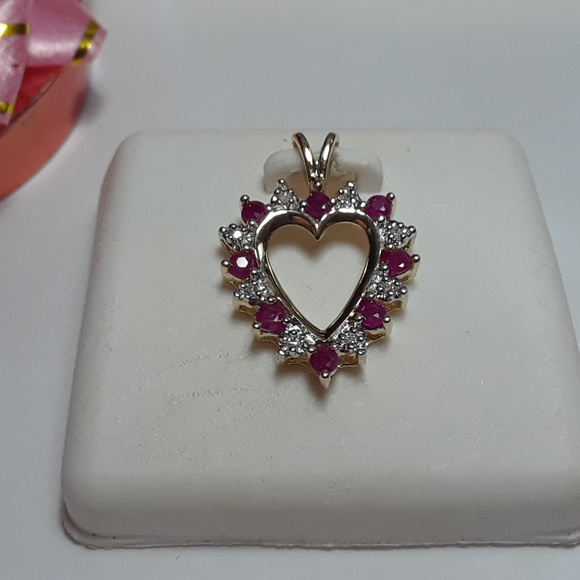 THL Jewelry - .25ctw Ruby & Diamond Heart 10Kt Pendant#12710